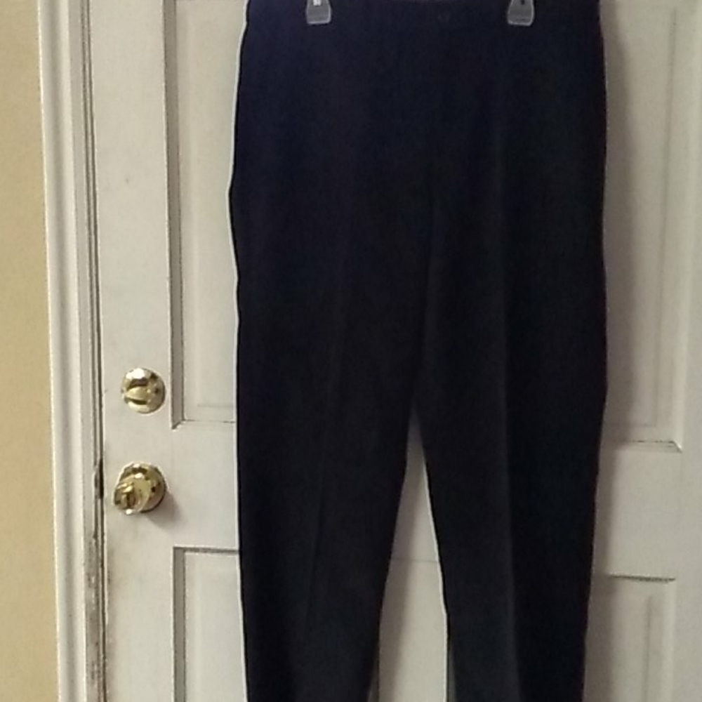 Pants - Picture 7 of 9